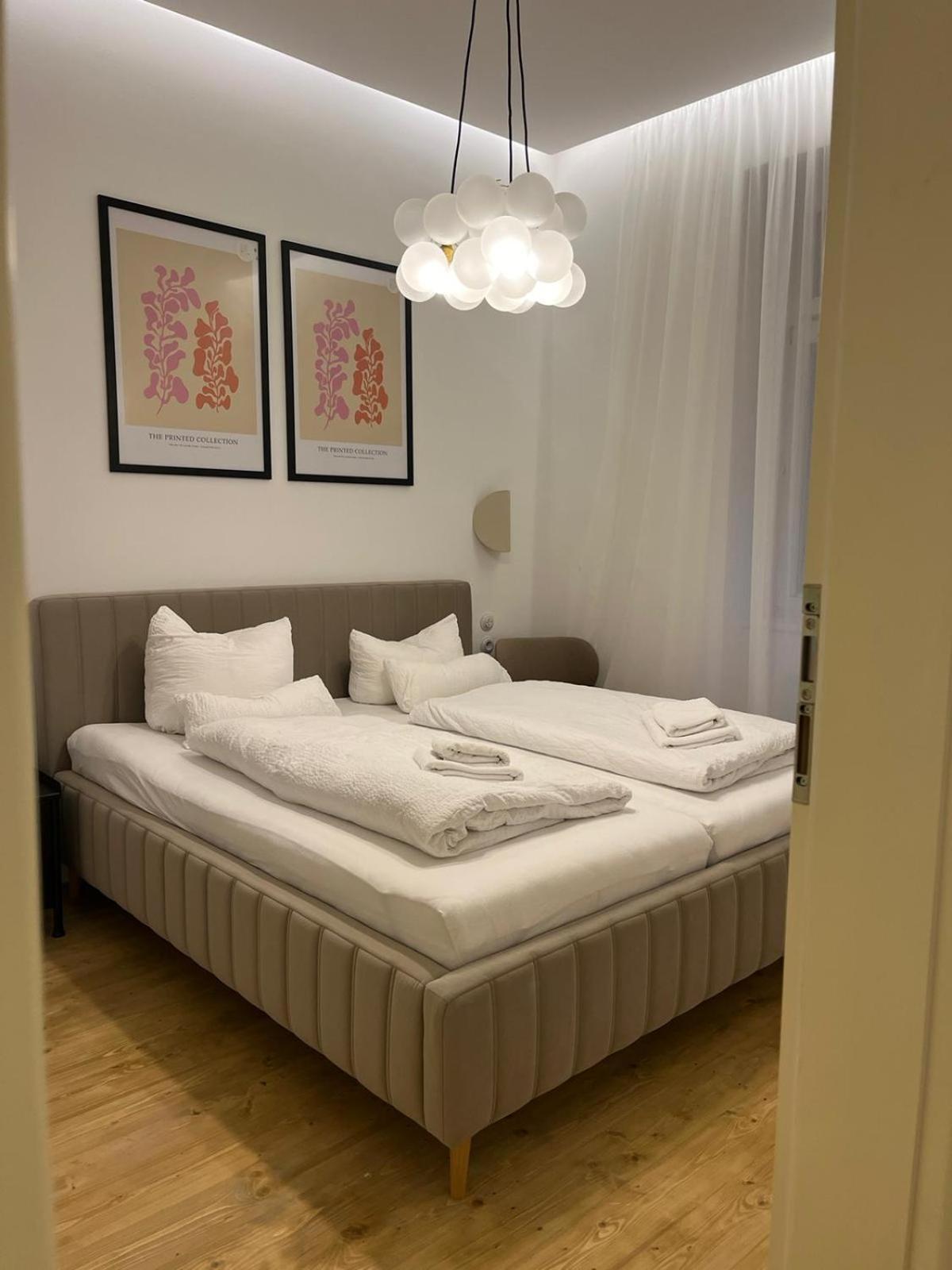 Apartma Jasmina 1907 Karlsbad Buitenkant foto
